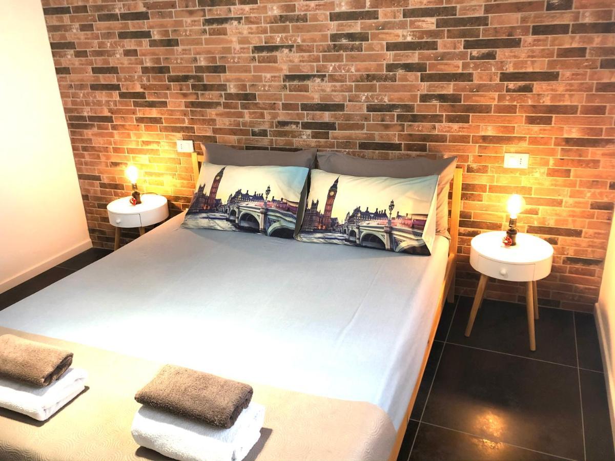 Blaxej, Nel Cuore Di Verona, Moderno Ed Elegante, 4 Posti Letto, Wi-Fi, Self Check In Appartement Buitenkant foto