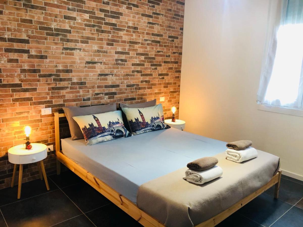 Blaxej, Nel Cuore Di Verona, Moderno Ed Elegante, 4 Posti Letto, Wi-Fi, Self Check In Appartement Buitenkant foto
